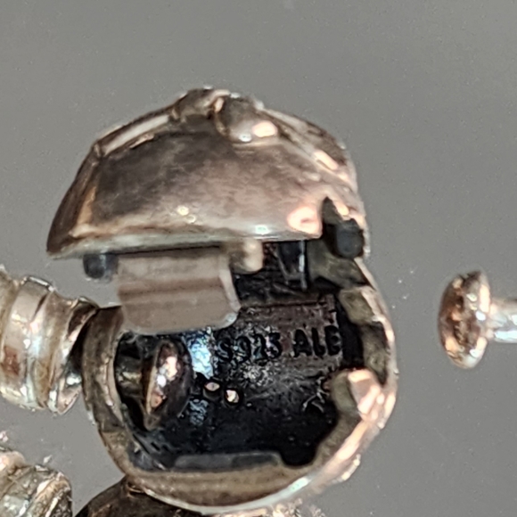 Pandora Bow Bangle Limited Edition - Picture 3 of 4